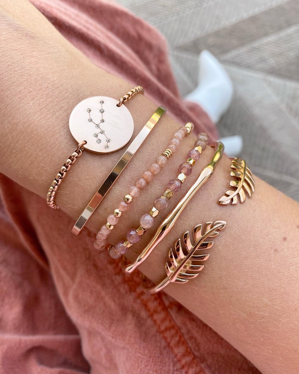 Mother's Day is coming & our Zodiac Collection makes for the perfect personalized gift 🤍 #kinsleyarmelle #stainlesssteeljewelry #bracelets #braceletstack #boho #bohojewelry #bohostyle #rosegold #zodiacsign #zodiac #mothersday #mom #giftformom #giftideasformom #mothersdaygiftidea