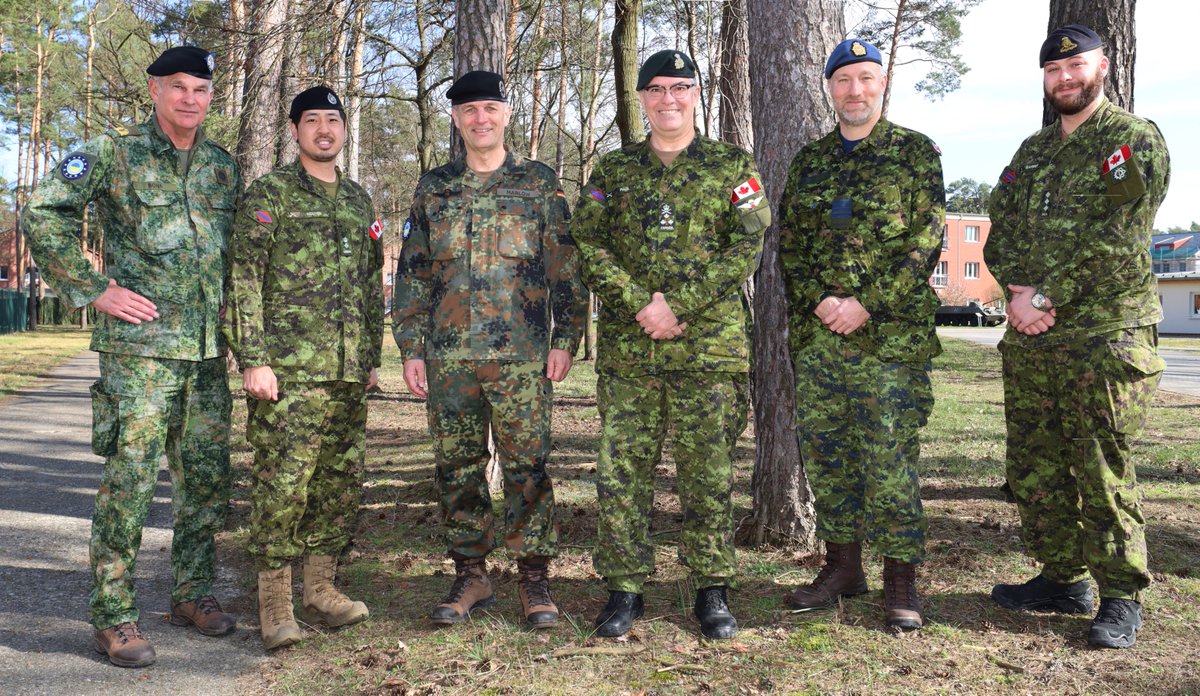 Le Commandement multinational d’entraînement spécial de l’UE a préparé plus de 12 000 recrues ukrainiennes au combat. Lgén Andreas Marlow et Bgén Martin Bonn m’ont invité à voir une partie de cet important travail. Merci d’appuyer le combat de l’Ukraine contre la Russie.