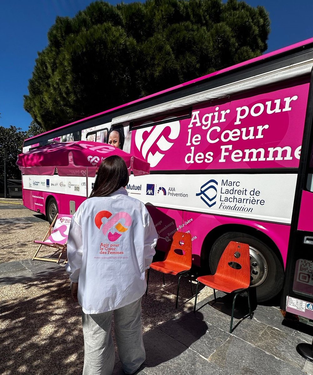 Un grand merci aux collaborateurs @Clariane, @petits_fils, @KorianFrance et @Inicea_Sante pour leur mobilisation au Bus du Coeur de Cannes, Six-Fours-les-Plages et La Rochelle. 🚌 RDV à Montauban les 23/26 avril pour l'étape suivante ! @ACF_WCHF #AimerSoigner💖