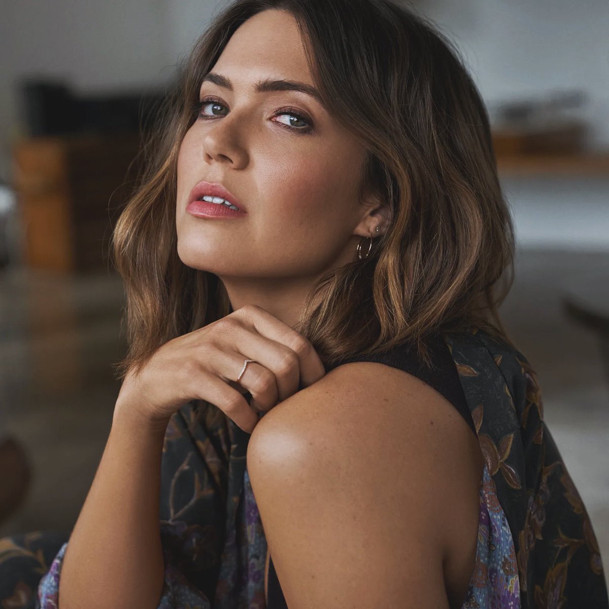 TheQHBlend's tweet image. Three of my favorite artists were born #OTD in April! It’s cosmic and cool!

Sending them all big birthday vibes!

#QTip 🎤 (4/10/70)
#MandyMoore 🤎 (4/10/84)
#SophieEllisBextor 🌸 (4/10/79)