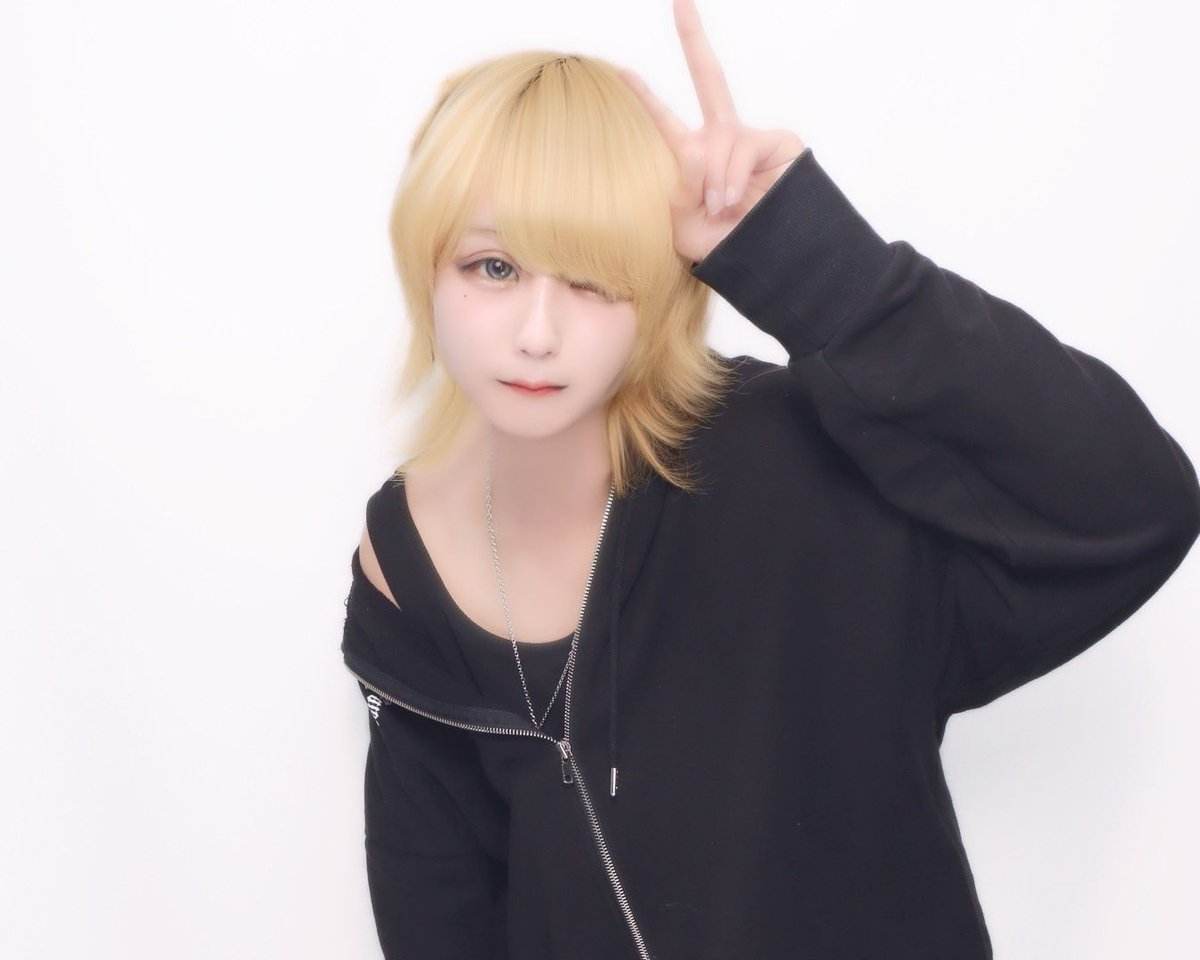 桜庭 琥珀 (さくらば こはく) tweet media