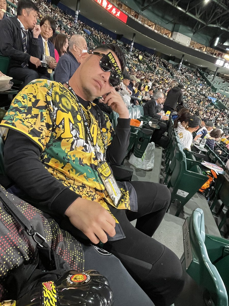 情っさけない試合してるわ。
今シーズン初、甲子園。
阪神vs広島　2回戦
只今、1-6で鬼負け。
#虎エール