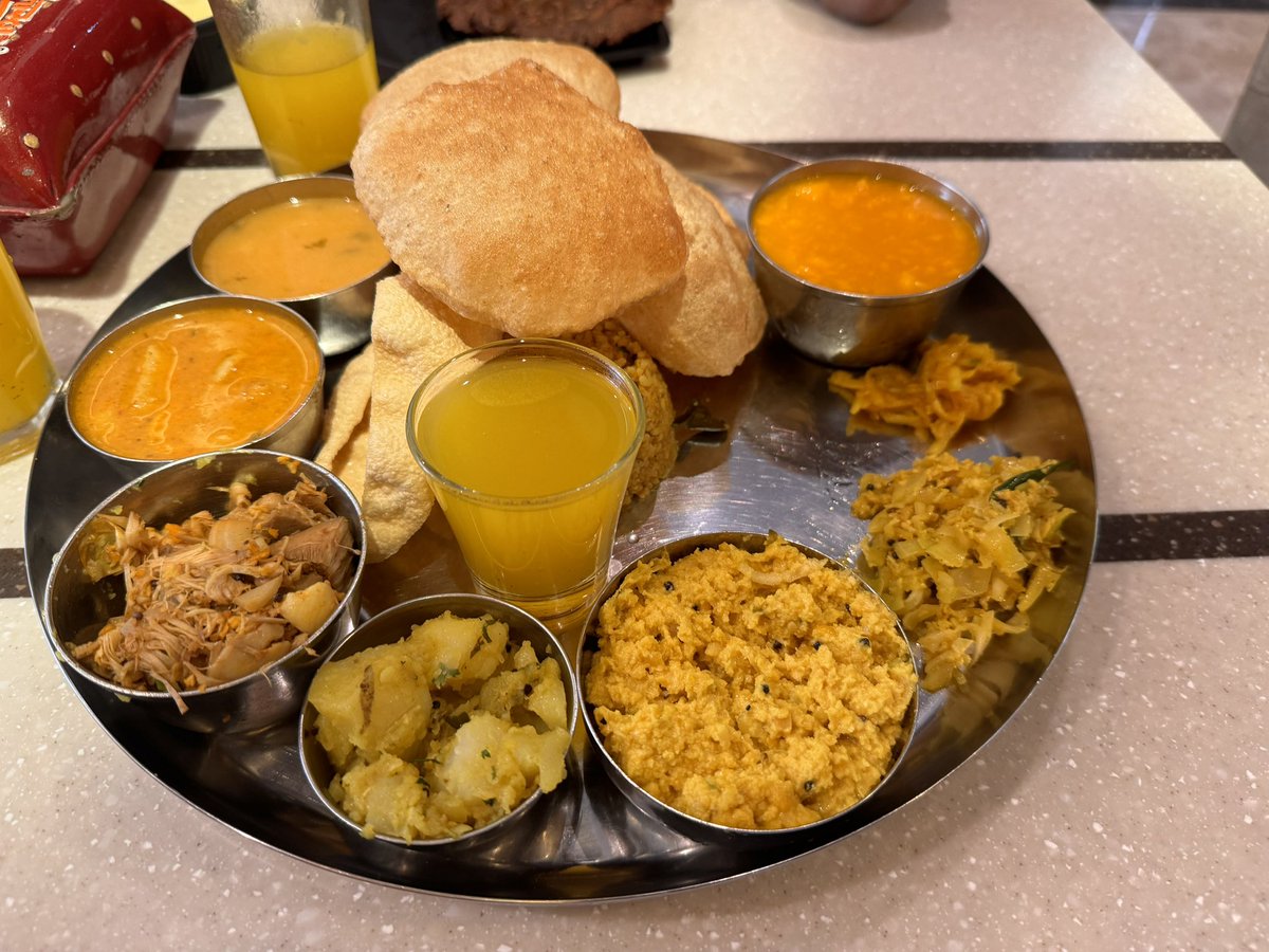 You go for a lunch to Aswad at Shivaji Park, Dadar with @richapintoi & guess what she orders, cheese chilly toast and fries.
I had awesome Chaitra Thali