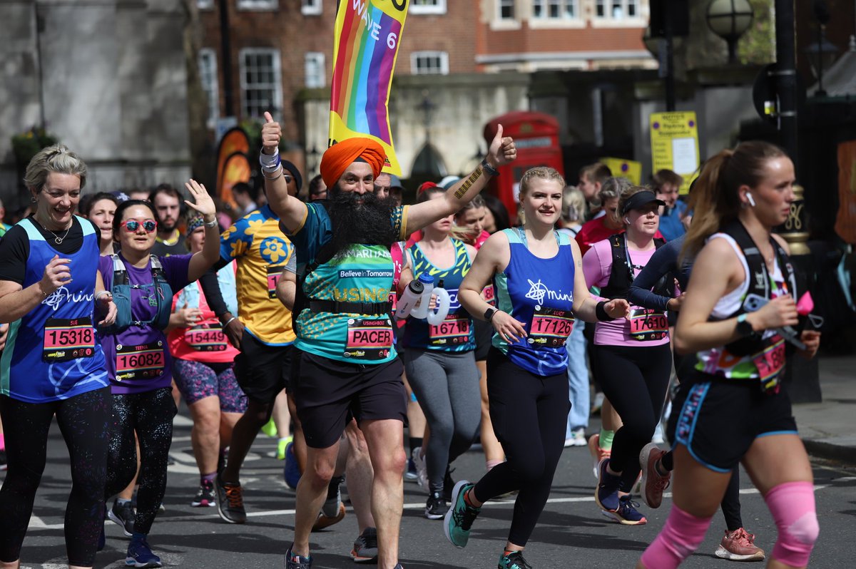 Big thumbs up to being a pacer at <a href="/LLHalf/">London Landmarks Half Marathon</a> on Sunday.

Part of the <a href="/xempouk/">Xempo Running</a> team.

What a great race with an electric atmosphere.

Photo courtesy of <a href="/samaritans/">Samaritans</a> volunteer.

Back in the capital on the 21st!

2024tcslondonmarathon.enthuse.com/pf/usinghbolt