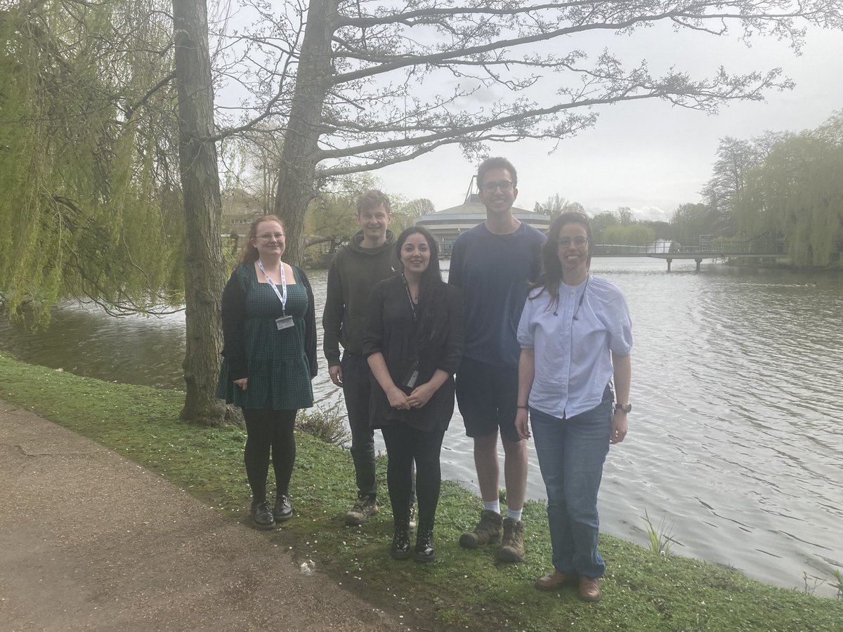 Proper group picture at last! This is us 😎 @LianneLansink @LeonWalther1998 Beth Spink & Josh Van Der Merwe (still twitterless or Xless) 🧫🔬🧬🧪