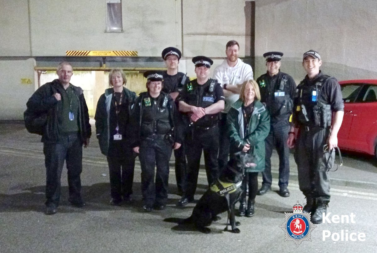 An arrest was made and drugs seized after extra resources, including a drugs dog, joined patrols in #Folkestone on Friday night (April 5). Full details here: kent.police.uk/news/kent/late…