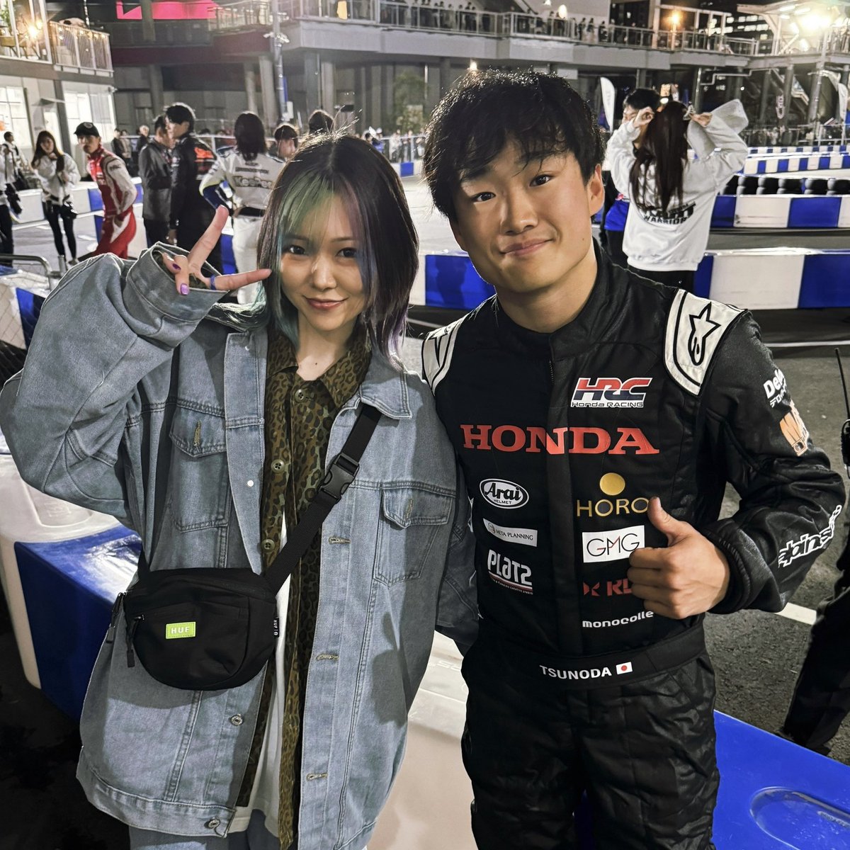F1ドライバーの角田裕毅選手に会えました！！！なんてことだ！！！うれしすぎる！！！！！
Thank you @yukitsunoda07 😭❤️‍🔥❤️‍🔥