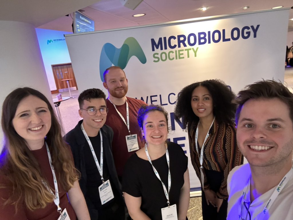 Foster lab and <a href="/OneVirology/">One Virology</a> at #Microbio24 in Edinburgh this year!