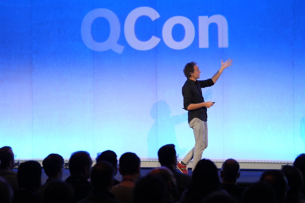 ❓Are architects supposed to be the smartest people on the team, making all the important decisions for developers to fill in the blanks? Certainly not!

<a href="/ghohpe/">Gregor</a>, Director of Enterprise Strategy @Amazon: shorturl.at/bmox4

#QConLondon #SoftwareDevelopment