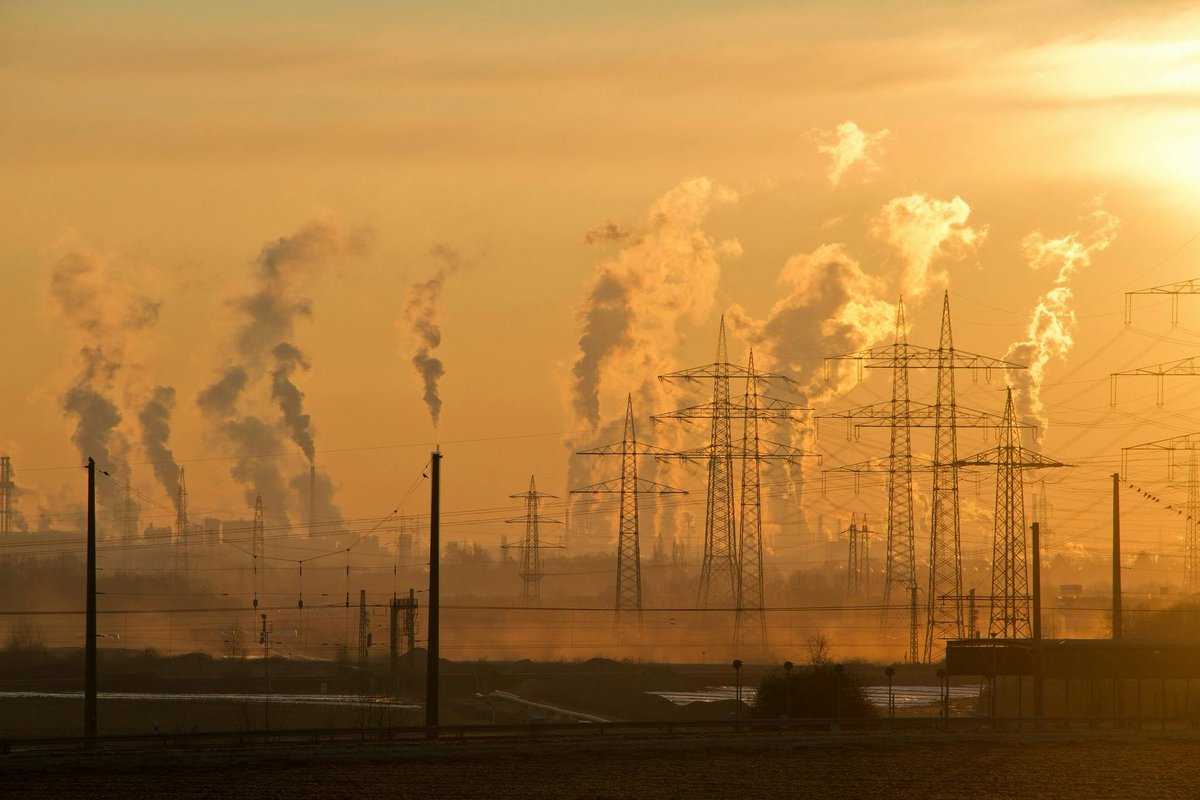 Join us for this event this afternoon on-campus, or online at youtube.com/@RSSMerseyside where we'll welcome speakers from @LivUniIPH, @UofGMaths_Stats, and more to discuss the stats around clean air and health!