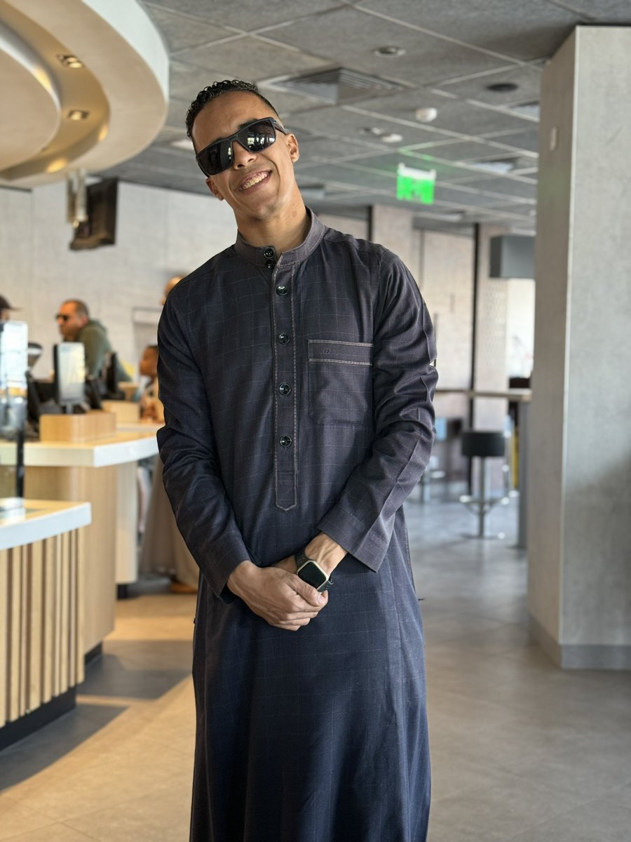 RadwanGamal0's tweet photo. عيد سعيد عليكم 🤍🎊 https://t.co/D8qHopmALG
