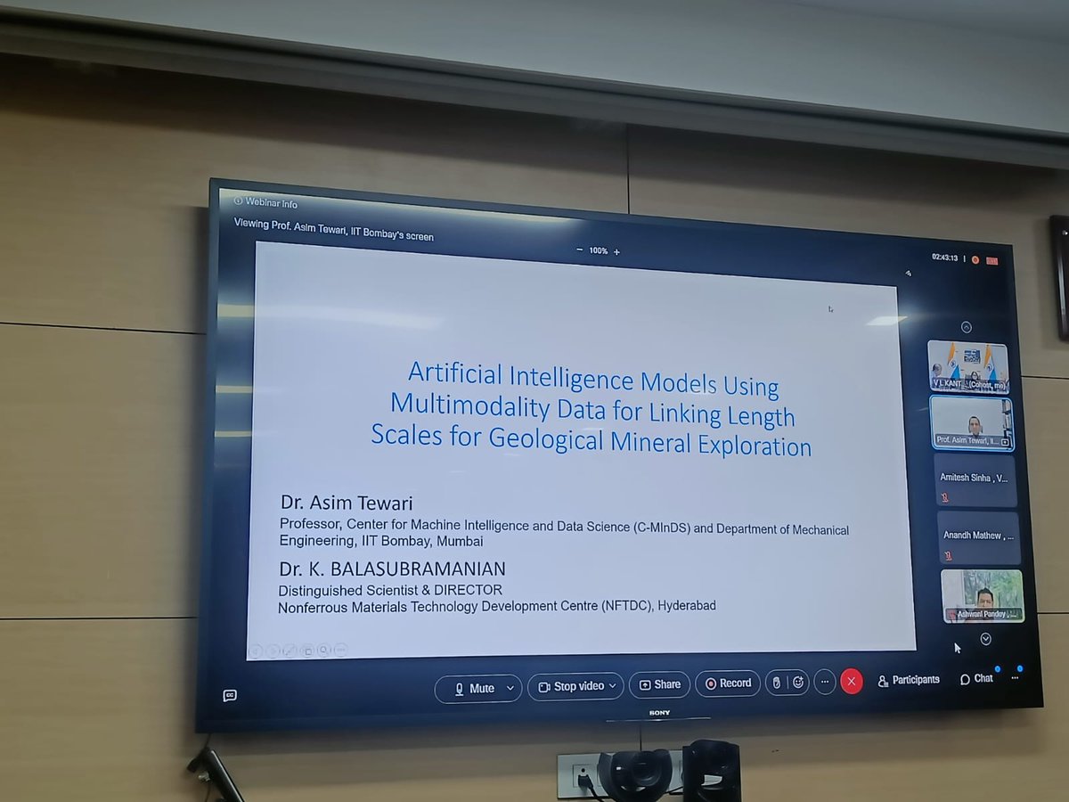 Prof. Asim Tewari, Professor, @iitbombay in his Scholarly Speech emphasized on data mining. Using the Artificial Intelligence technology, he showed the path of classification of geophysical data for the future use in the mining sector and put some light for start-ups to use this
