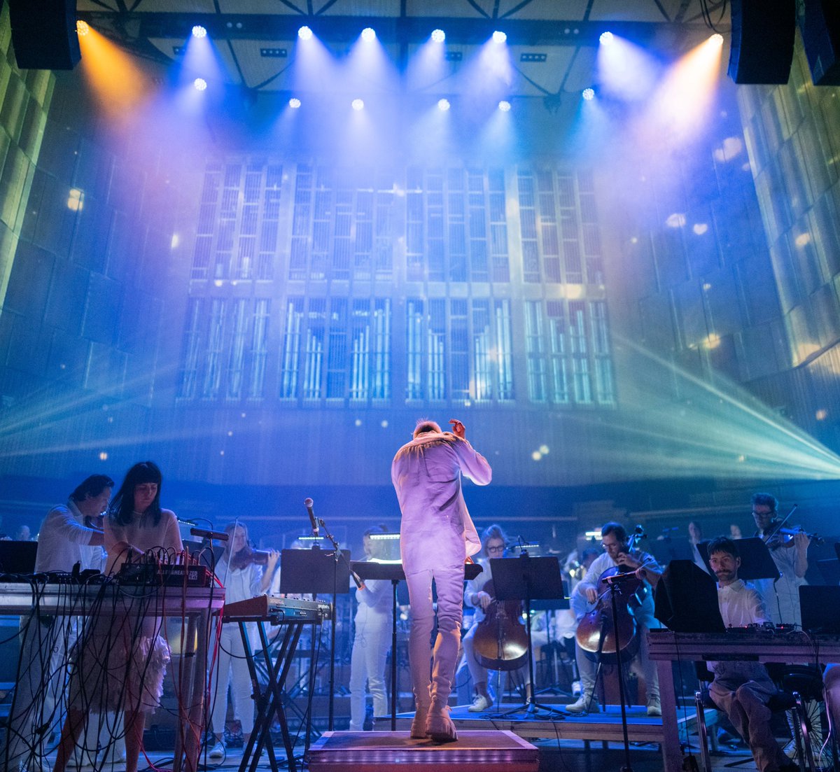 In just two days' time Surgeons Girl, @CharlieHazlewoo, @OVibrans and a 43-strong ensemble of Paraorchestra musicians touch down @SouthbankCentre for the London premiere of Trip The Light Fantastic. Don’t miss it: southbankcentre.co.uk/whats-on/class… 📸 : @Blikmo