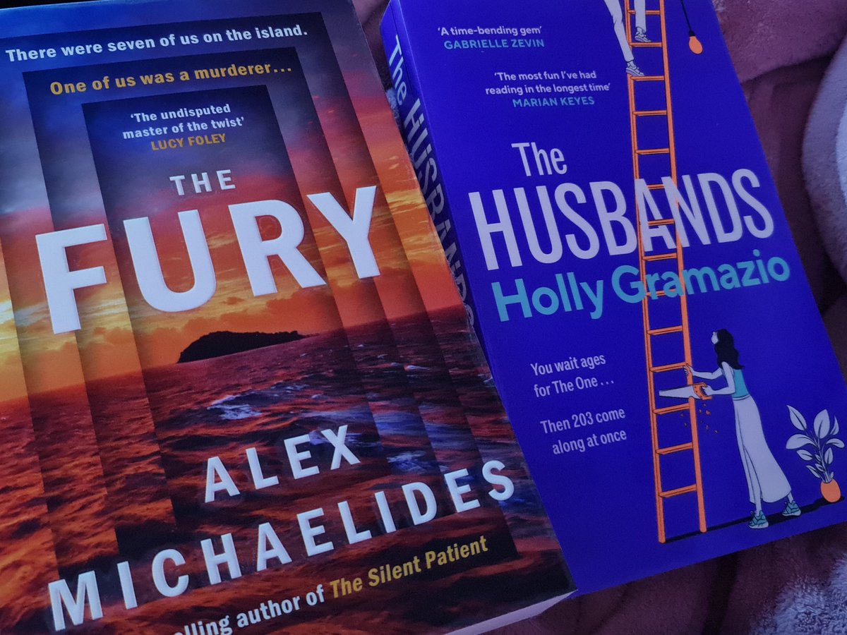PinkPooping's tweet image. Should be studying,  exams in less than 2 weeks...but a perfect night ahead, just chilling and reading #AlexMichaelides #HollyGramazio #Books #Reading #Fiction