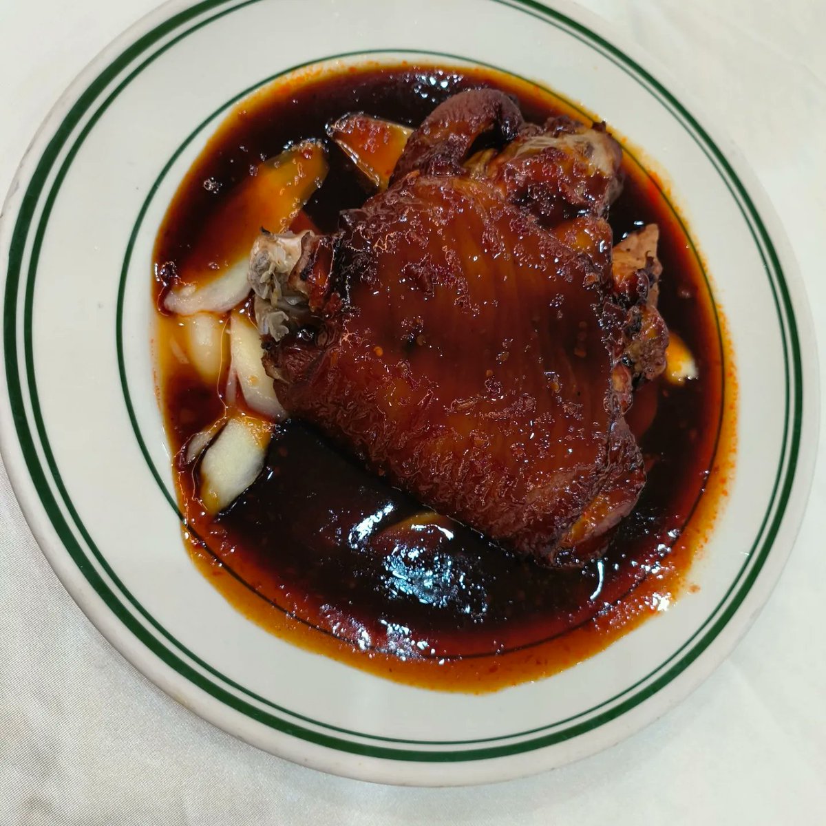 RayrenRay's tweet image. sweet pork leg