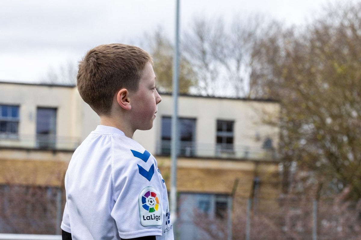 ⚽️ We are delighted to be part of this initiative in #London and to have the ⚪️🔵 colours on the pitch!

@bloomsburyftbl @LaLigaEN #ThePowerOfFutbol @CDTFundacion @FundacionLaLiga @CDTOficial