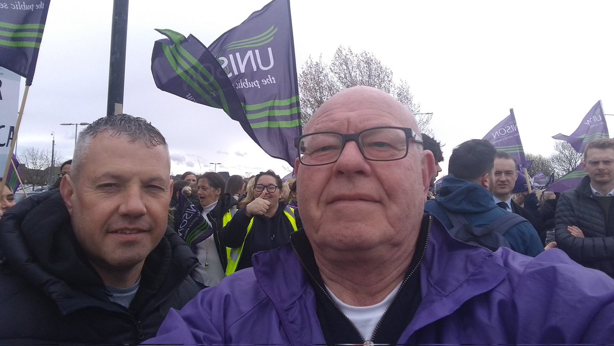 Mick4Boro's tweet image. Solidarity with our NHS Healthcare Assistants in their fight for Fair Pay. Fantastic turnout at the rally and picket today at James Cook Hospital. #unityisstrength
