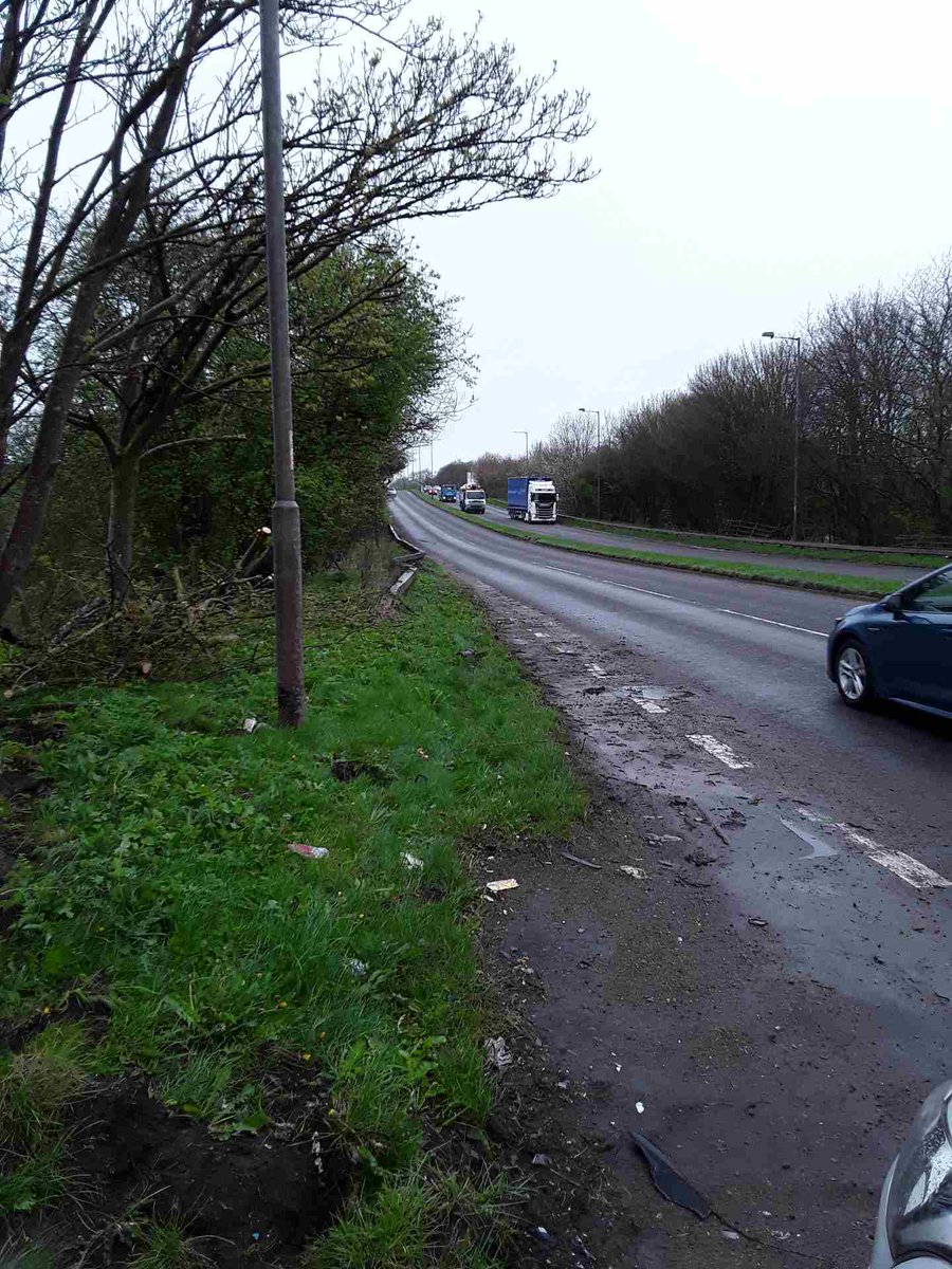 Great work @StaffordshireCC and Amey. Reported partial obstruction of the A34 at 08:00, and sorted by midday.