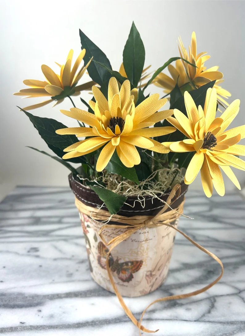 Check this out from Angelica at @Athyme2beecomfo and her shop on #Etsy

Forever Daisy Flower Pot
etsy.com/shop/atime2bee…

#partysupplies #starseller #etsyshop #handmade #papercraft
