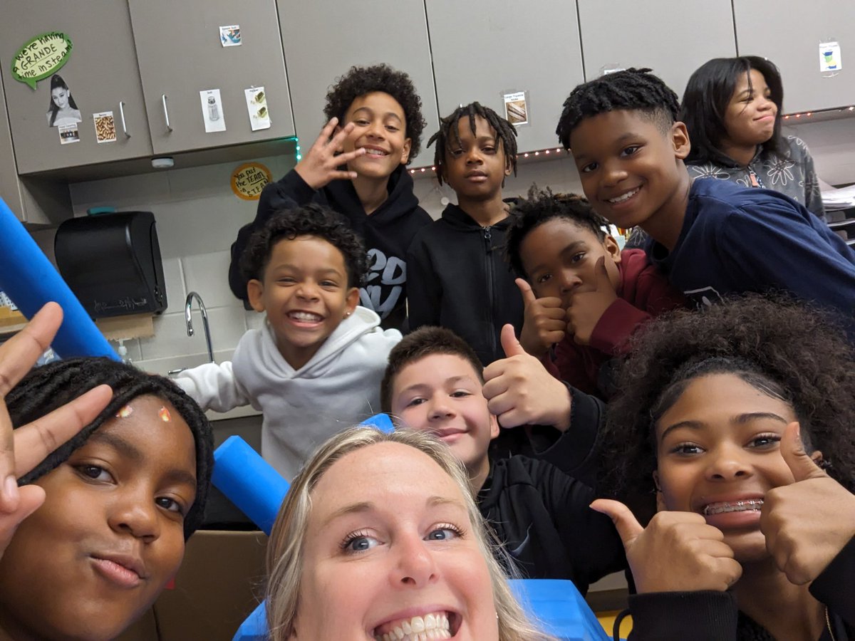 amanda doyle tweet media