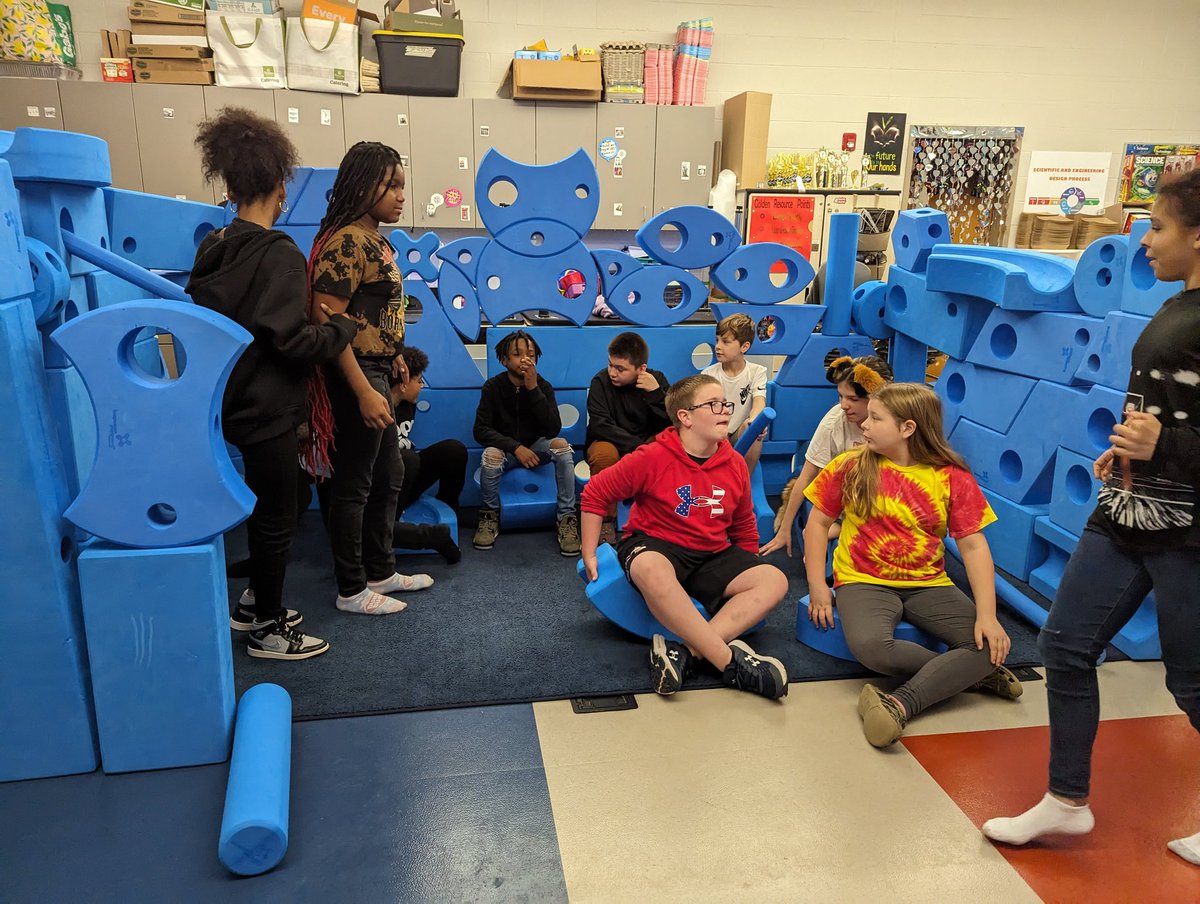 amanda doyle tweet media