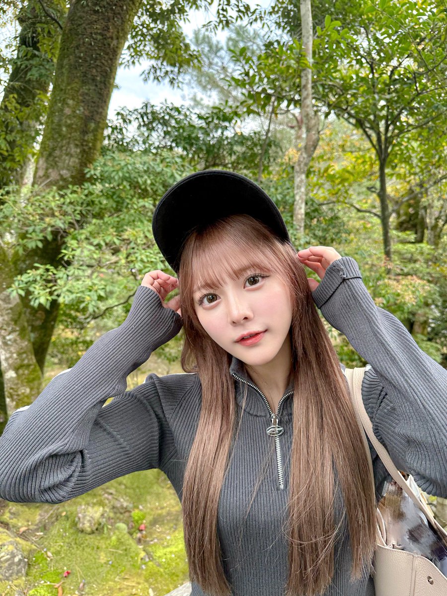 齋藤なぎさ　直筆　３枚　振袖　座りはコメあり。 齋藤なぎさ 直筆 3枚 振袖 座りはコメあり。 - メルカリ
