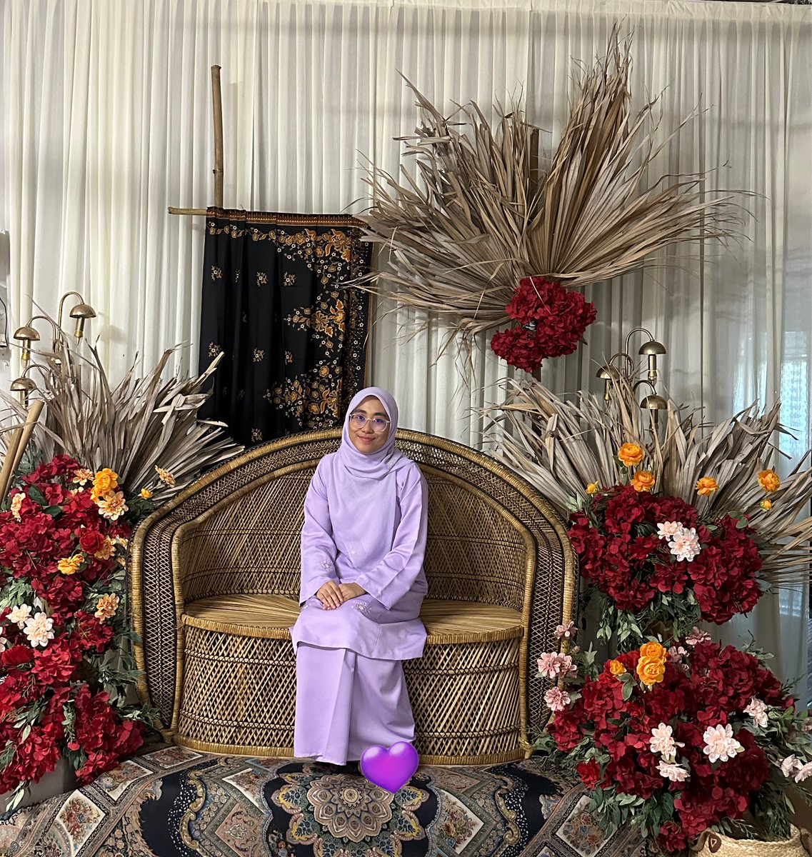 dadokyeomi_'s tweet photo. Selamat Hari Raya Aidilfitri, Carats!
May you and your loved ones blessed with happiness and peace 💗✨
#TeamLilac #TeamRayaPerak https://t.co/4aquOPp55k