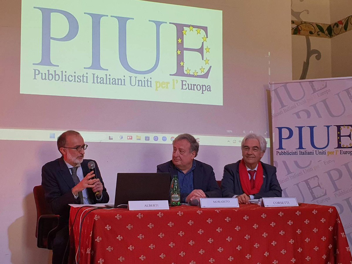 Un momento del mio intervento al corso per giornalisti "La Geopolitica dell'Africa ed il Piano Mattei," organizzato da Pubblicisti Italiani Uniti per l'Europa (PIUE) il 10 aprile presso l'UnAr di Roma.
#Africa #PianoMattei #Cina