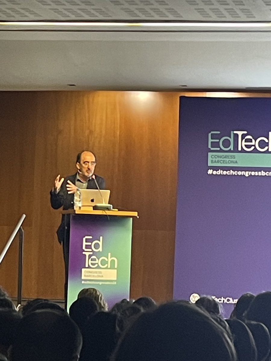 Anna Maria tweet media