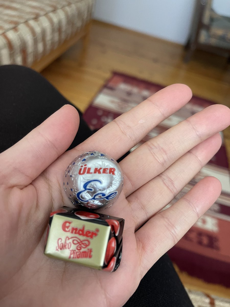 Tarihin en iyi ve en kötü bayram çikilatasıyla herkese iyi bayramlar 🥳🥳