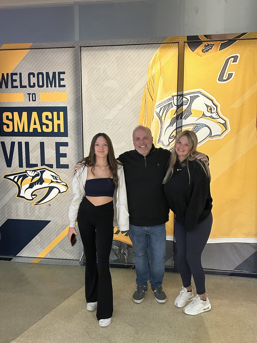 While our ⁦@FL__Panthers⁩ shut out ⁦@Senators⁩ again at ⁦@AmerantArena⁩ home we made the trip here to arena 14 of 32 ⁦@BrdgstoneArena⁩ to see ⁦@NashvillePreds_⁩ play ⁦@NHLJets⁩. #bucketlist