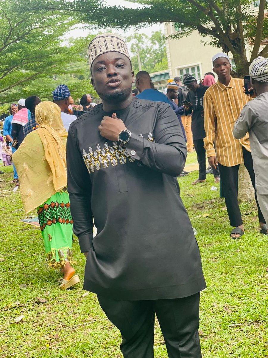 tofams_tailored's tweet photo. A nice way to end the fasting season. Alhaji Tummy showed up in Tofams😎
#EidMubarak #EidAlFitr2024 #Ramadan #Tofams https://t.co/EAfZqFGq4z