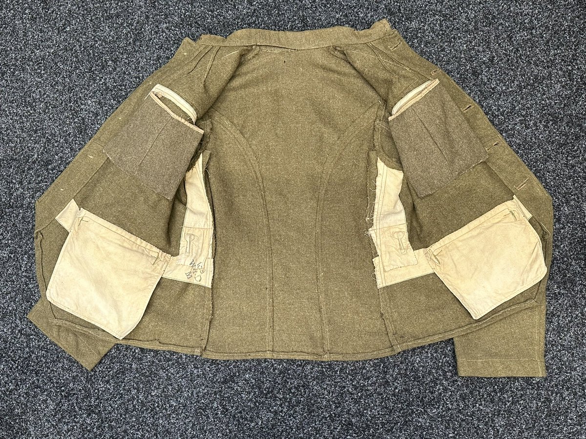 #WW1 #FWW #Tyneside #Scottish #tunic coming up in my June #militaria sale love the improvised internal breast pockets still with traces of tobacco inside