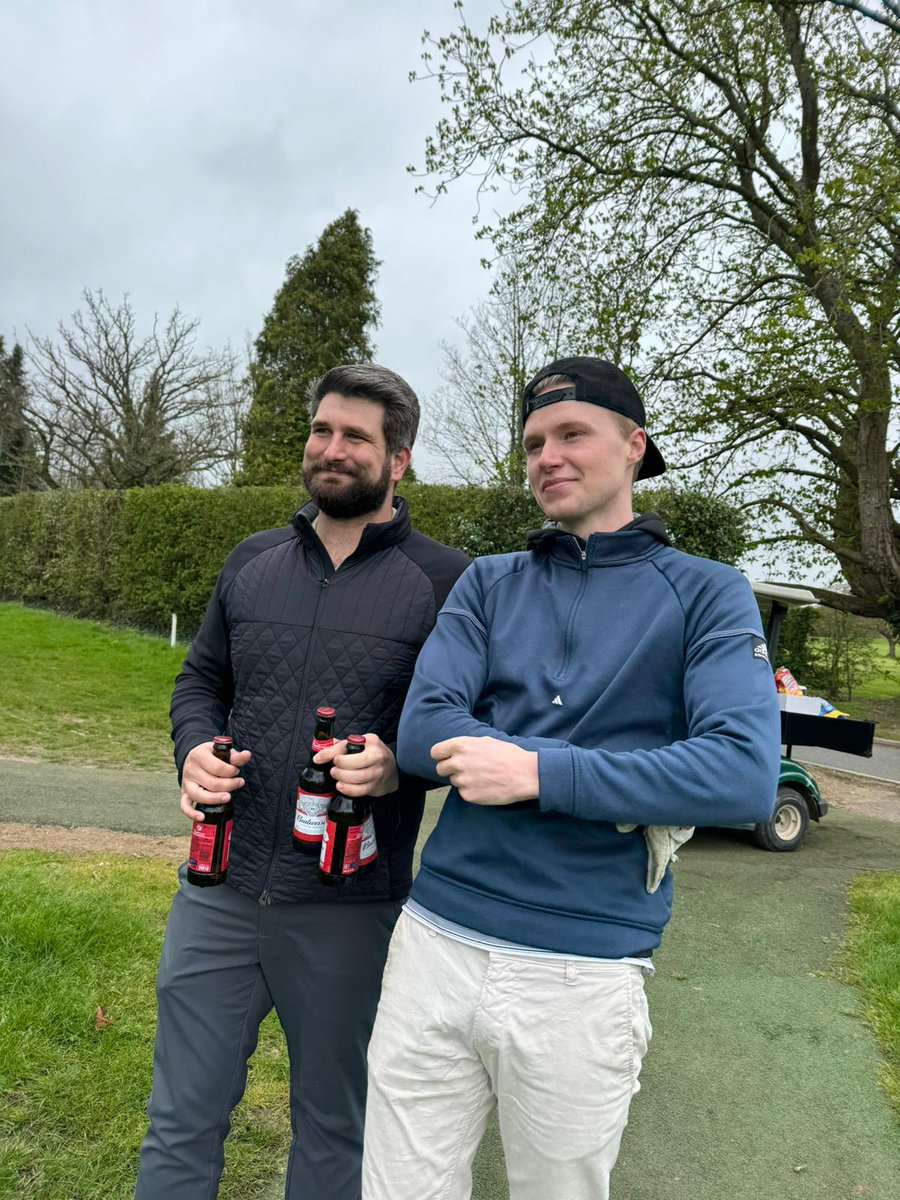 The Rayner Personnel team are off to a flying start at the charity golf day at Donnington Valley ⛳ raising money for the wonderful work of Agents Giving🌟 #raynerpersonnel #agentsgiving #donningtonvalley