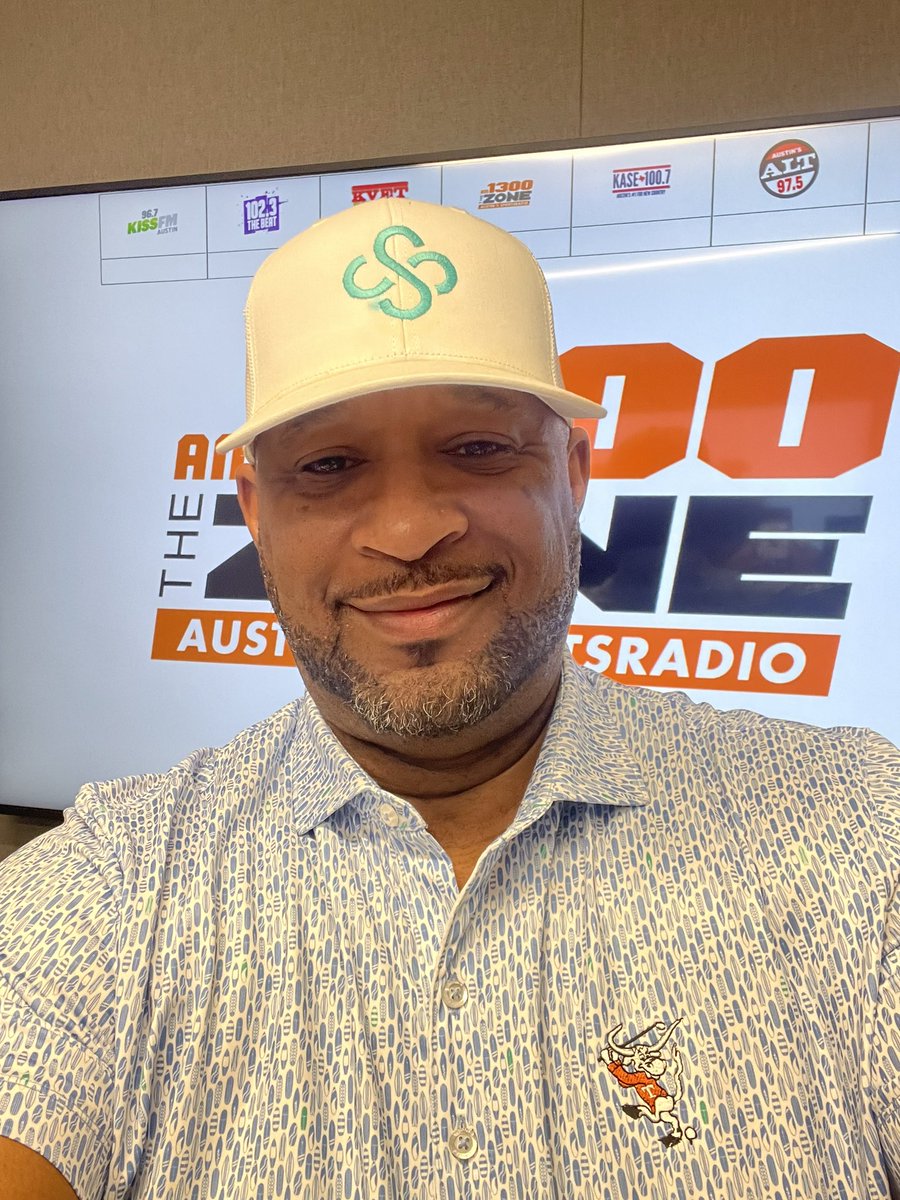 #WayBackWednesday “Hardge Knocks Life” 7-9am @am1300thezone @iHeartRadio Today: -@TexasFootball #Sark met with media -@_dannydavis at 740am -#Texans making moves in silence -@TheMasters starts tomorrow and @TigerWoods speaks Let’s Goo! am1300thezone.com/listen