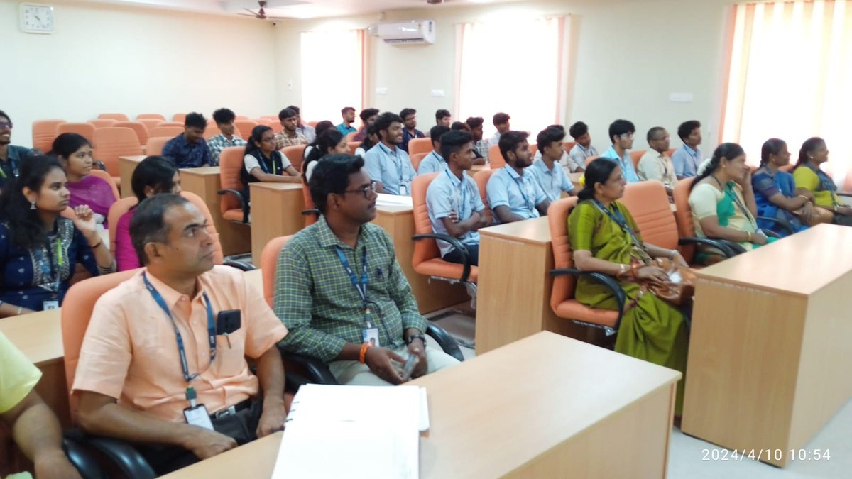 ED & CEO-ABIS briefed the activities of ABIS-TBI,TNAU to the 60 students along with faculties of Kumaraguru College of Technology, Coimbatore visited ABIS,TBI, TNAU, Coimbatore on 10.04.2024.
#abistbi #abistbievents #studententrepreneurship #kumaragurucollegeoftechnology