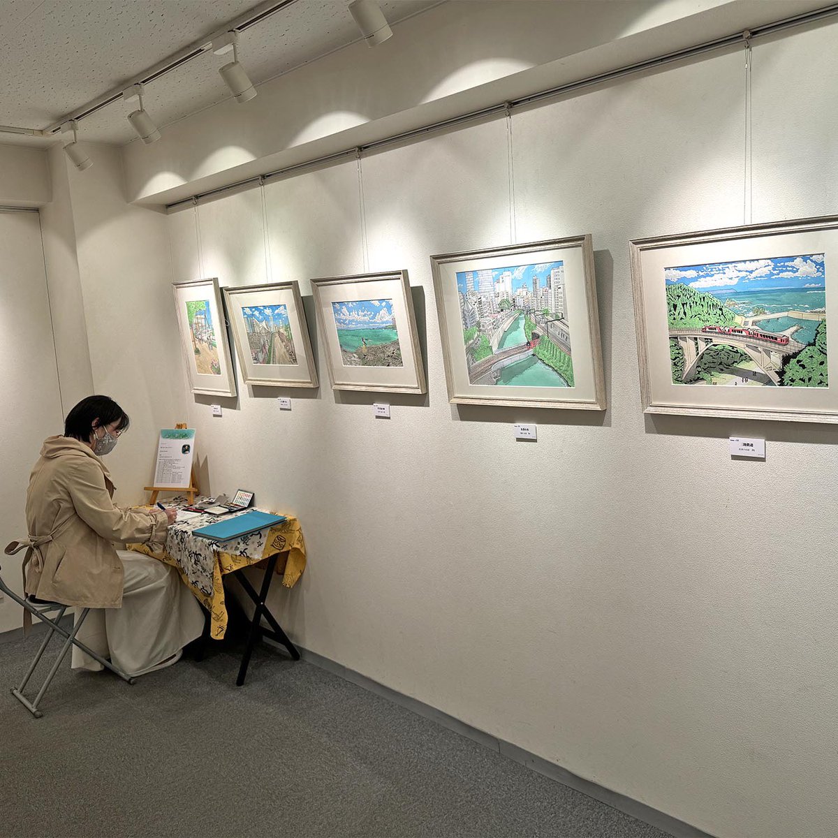 SketchSuki's tweet photo. 天気も良い中グループ展を観に銀座へ、先ずはミレージャギャラリーで「絵筆と旅して」です。次に銀座伊東屋で「色鉛筆アート2024」です。ついでと言ってはなんですが銀座和光のスケッチもしてきました。
今日の一枚はCAFFE VELOCE
　
#銀座 #和光 #ミレージャギャラリー #伊東屋 #野外スケッチ https://t.co/dDdvEmai84