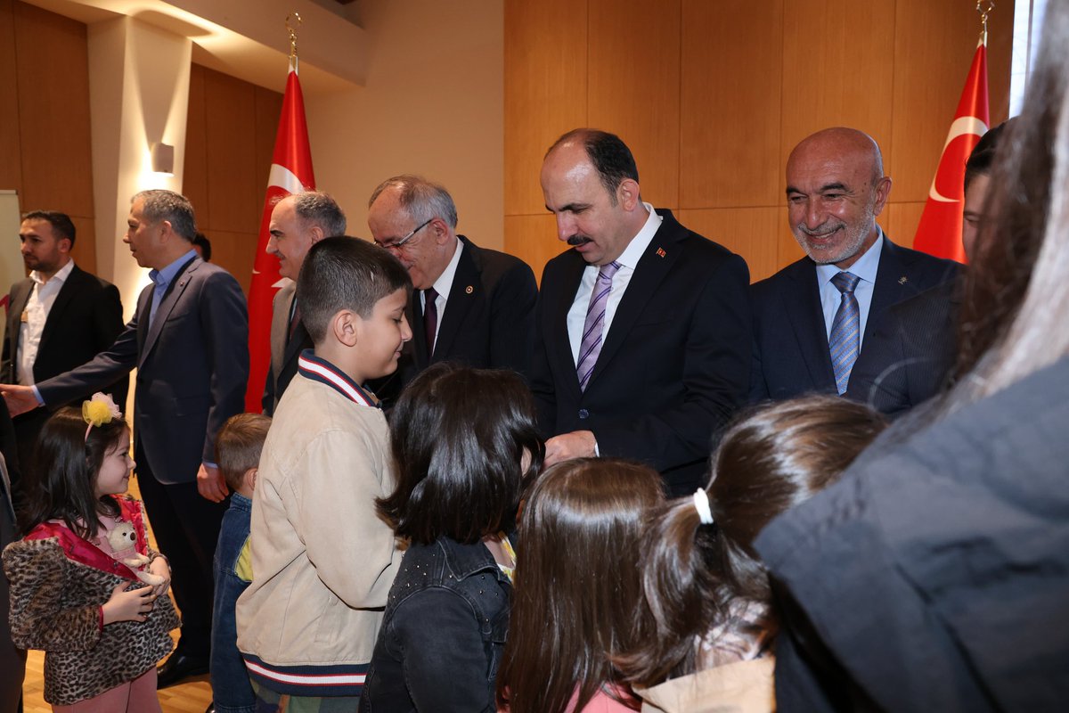 Birlik Beraberliğimiz en büyük gücümüz. Geleneksel bayramlaşma programımızı İçişleri Bakanımız Sayın Ali Yerlikaya, valimiz, milletvekillerimiz, il yöneticilerimiz, STK ve hemşehrilerimizin katılımı ile Taş Bina Kültür Sanat’ta yaptık.