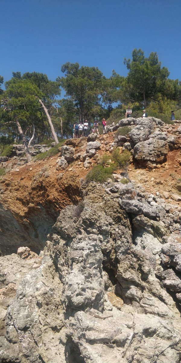 Likya Yolu 4. gün. Phaselis, antik kent… Bu arada herkesin bayramını kutlar, esenlikler dilerim…