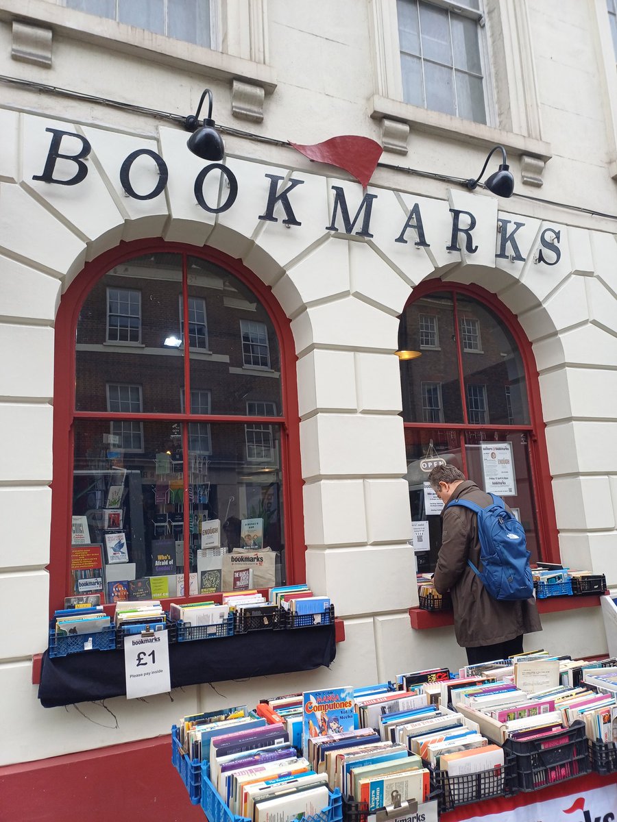 The best bookshop in London. If you are in London or visit one day. Go. The selection is so brilliant and the design inside is perfection. #readbooks @bookmarksreads #BooksWorthReading