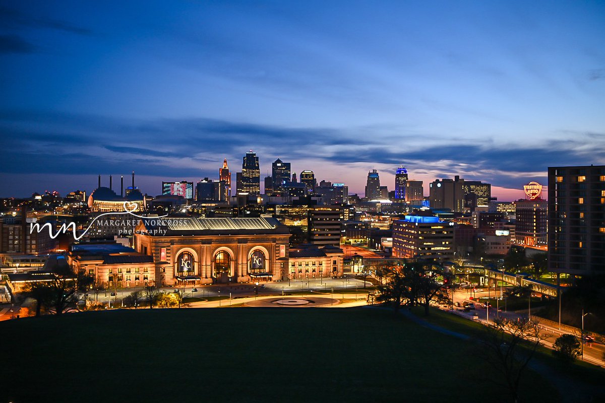 Always a great place to watch the sunrise over Kansas City. #sunrise #kansascity #howwedokc #visitkc #clouds