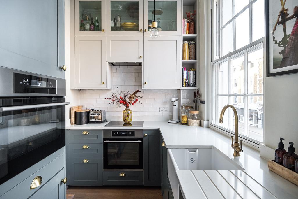 OnTheMarket tweet media