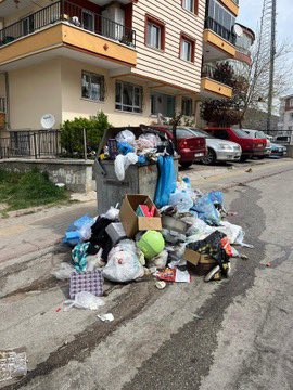 📌Görüntüler AKP’li Altındağ Belediyesinden. AKP demek; Çöp, Çukur ve Çamur demektir. CHP’li belediyelere oy veren vatandaşlarımız bu yüzden çok mutlu.
