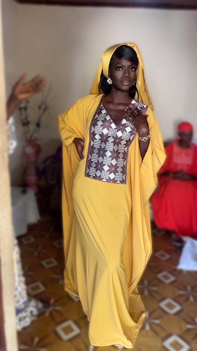 AdamaDrammeh19's tweet photo. Dewenati Len!
Eid Mubarak ❤️
Yalnenj tewe ayy at yu bareh bari🤲🏾❤️
May Allah accept all our duas and fasting 🤲🏾 https://t.co/fKDsbMEqty