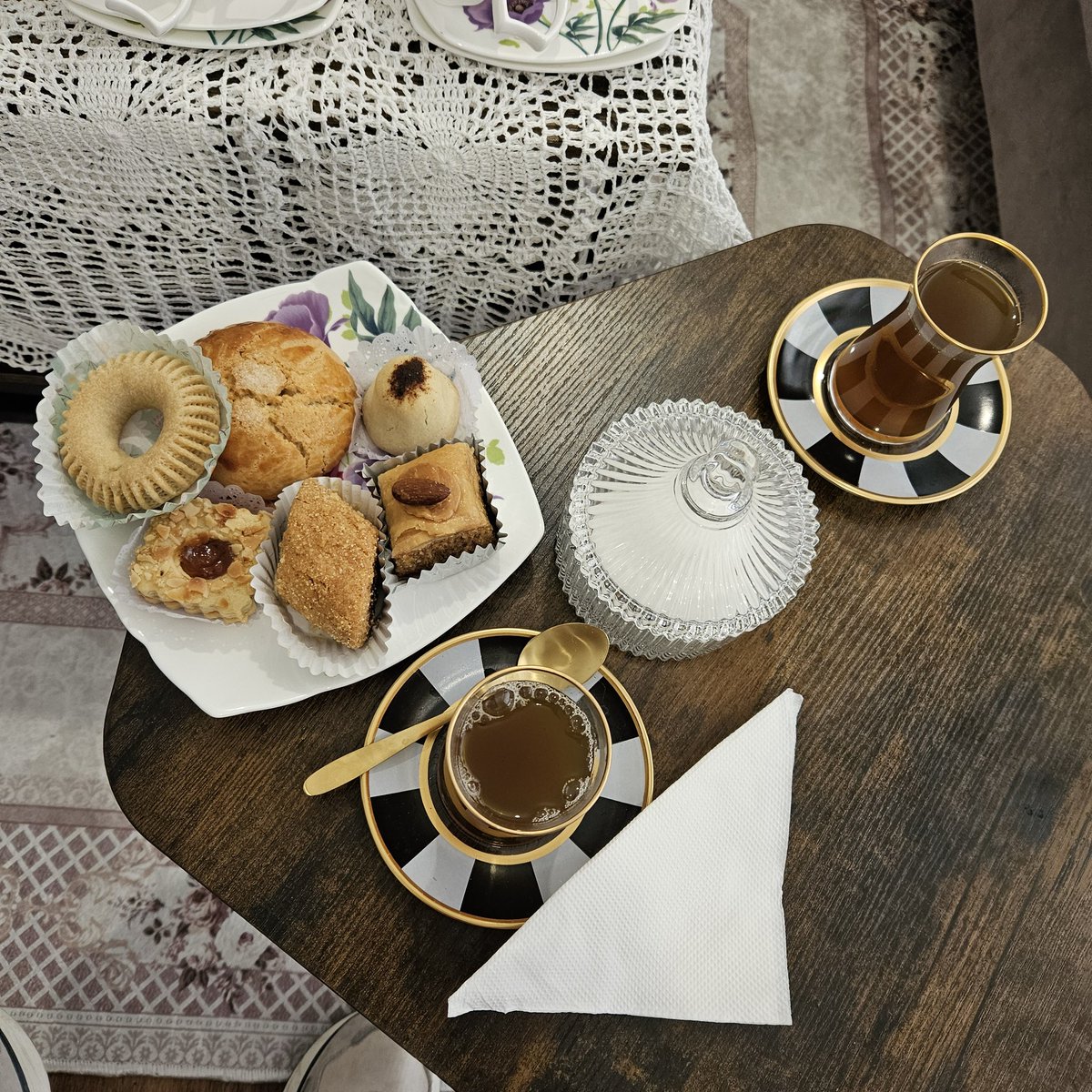 I was welcomed today with Algerian tea and sweets for Eid, during my home visit to follow up a baby's progress. ❤️ #algerianHospitality #Algeria