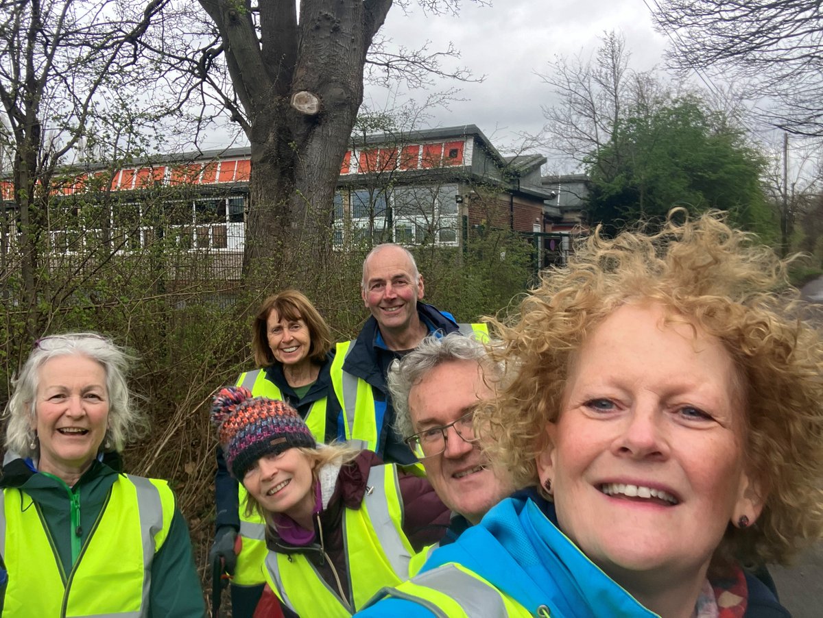 Dozens of community groups, schools, businesses and residents have done themselves proud as part of another incredibly successful #GreatBritishSpringClean🌍 We thank all the volunteers who safely collected litter from their local streets, parks and open spaces💚