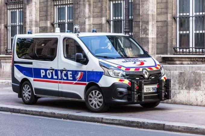 🔴#faitdivers - Un enfant de 2 ans tué dans un accident de voiture à #Rennes : Le conducteur, un Géorgien qui roulait sans permis faisait l'objet d'une Obligation de Quitter le Territoire Français (#OQTF)

rennes-infos-autrement.fr/enfant-de-2-an…