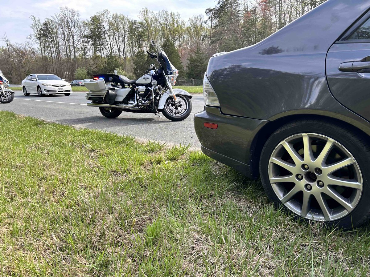 Be Alert! ‼️ 🚔 This week our officers are conducting high visibility enforcement on Rt. 123 with the goal of reducing speeding, red light violations, and making our roads safer! Slow down, arrive alive. #FCPD #DriveSafe