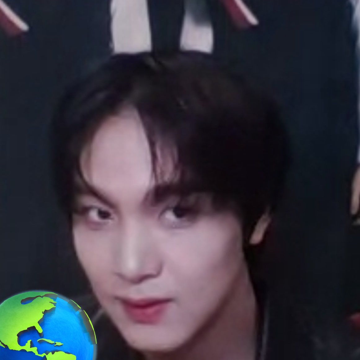 240410 슴스 영통 #해찬
해찬이 오늘 왤케 미남 곰돌이셔 ㅋㅋ
