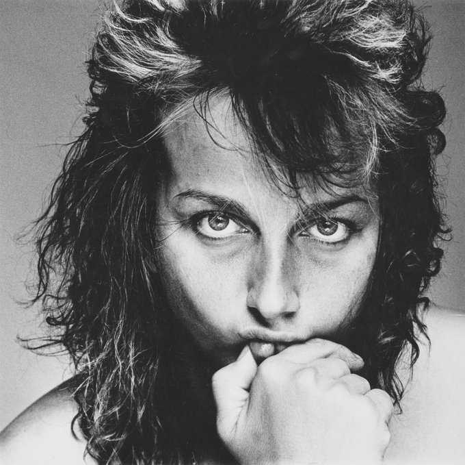 GIANNA NANNINI - Página 2 GKzYYmRXoAEq8oa?format=jpg&name=small